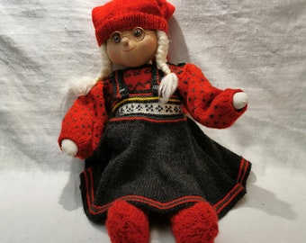 Charming Vintage Norwegian Hand Knitted Mrs. Claus Doll - Perfect Holiday Decor