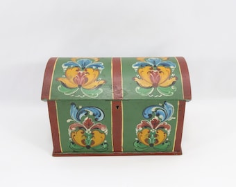 Vintage Norwegian Rosemaling Chest | Hand Painted Folk Art Jewelry Box | 1940s Scandinavian Painted Chest | Nordic Rose Decor Keepsake Box
