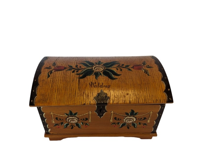 Treasure box, Jewelry box, Vintage Norwegian, unique rare chest, treasure chest, collectible, folkart, antique box, trinket box, Home decor