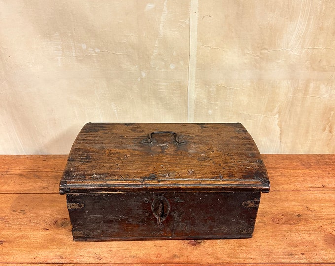 Rare Norwegian Trinket Box - Traditional Nordic Pattern - Treasure Chest from the 1700s!