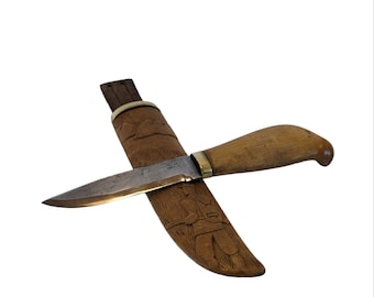 Norwegian Knife ØYO Geilo Signed Blade | Hand Carved Wood Handle | Brass Ferrule | Carved Sheath Hunter Scene | Nordic Folk Art