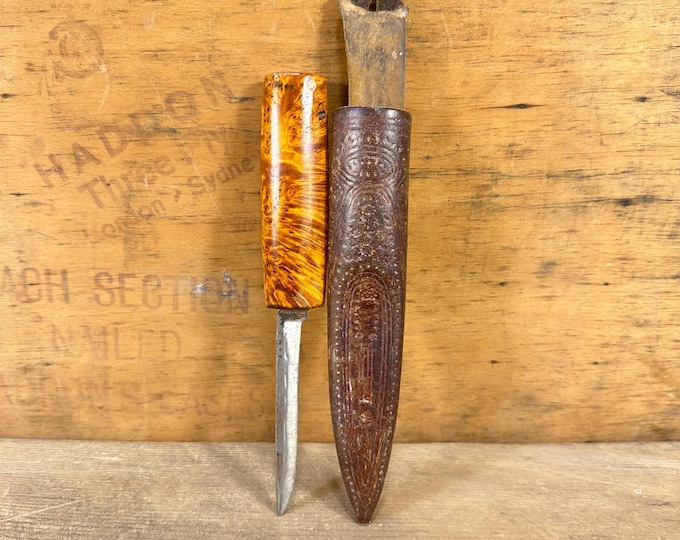 Norwegian Knife with Custom Nordic Details 1920s - Ideal Gift for Hunters and Fishermen!