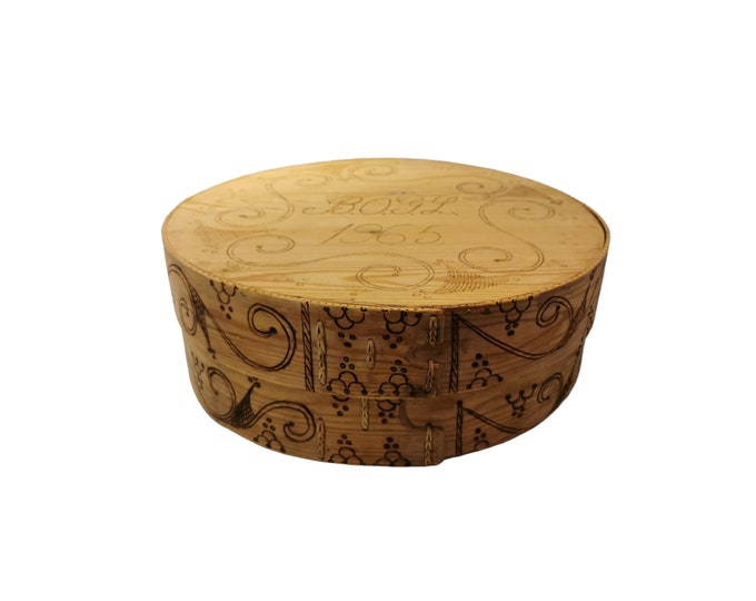 Norwegian box from Telemark - Hand made Tine Box-treasure box