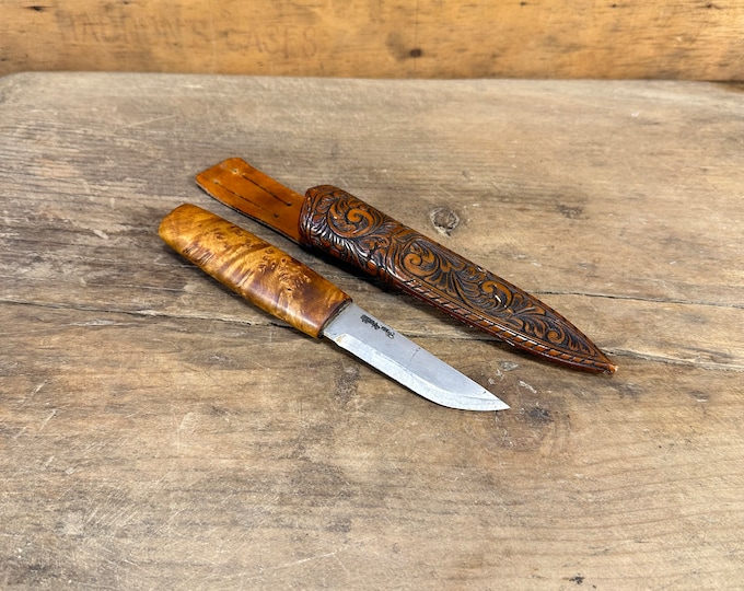 Norwegian Quality Hunting Knife Handcrafted by Finn Valle - Perfect Gift for Collectors