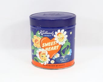 Vintage Kiellands Candy “Sweetheart” Tin Box from 1940 – Nordic Floral Heart Design, Retro Collectible Storage, Scandinavian Gift Decor