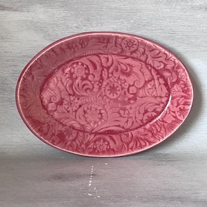 Small Handmade pink tray with textured designs – Ceramic Trinket Dish | Ring Holder |Small Catch-All | Cookie plate