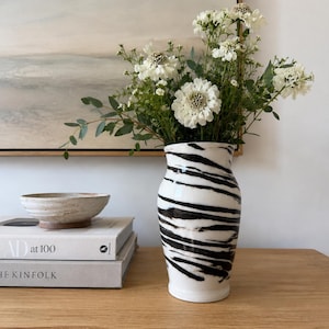 Handmade Porcelain Marbled Vase – Wheel Thrown Minimalist Flower Design | Gift for Mom