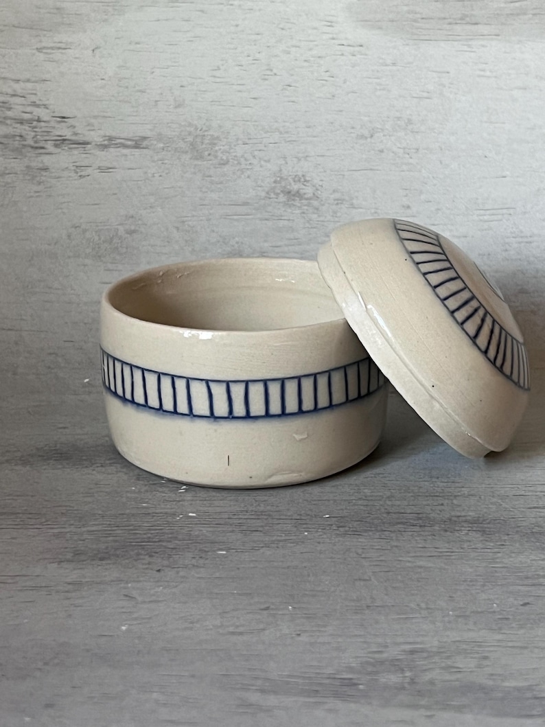 Handmade Ceramic Lidded Jar in Blue with white – Kitchen jar | Sugar Bowl | Knick Knack box, salt cellar