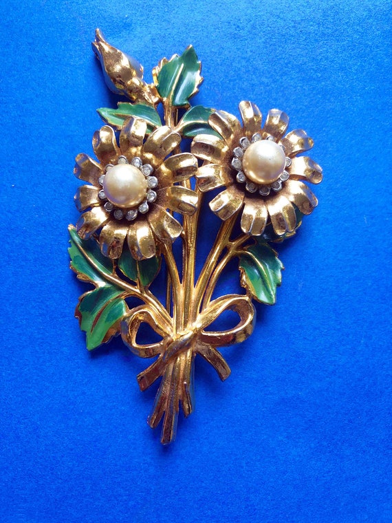 Deja Reja Enamel Rhinestone Vintage Floral Brooch