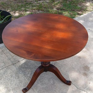 Vintage Ethan Allen Table Pineapple