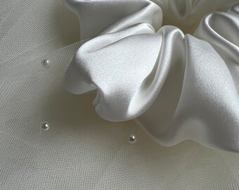 Silk Satin Bridal Scrunchie in Ivory