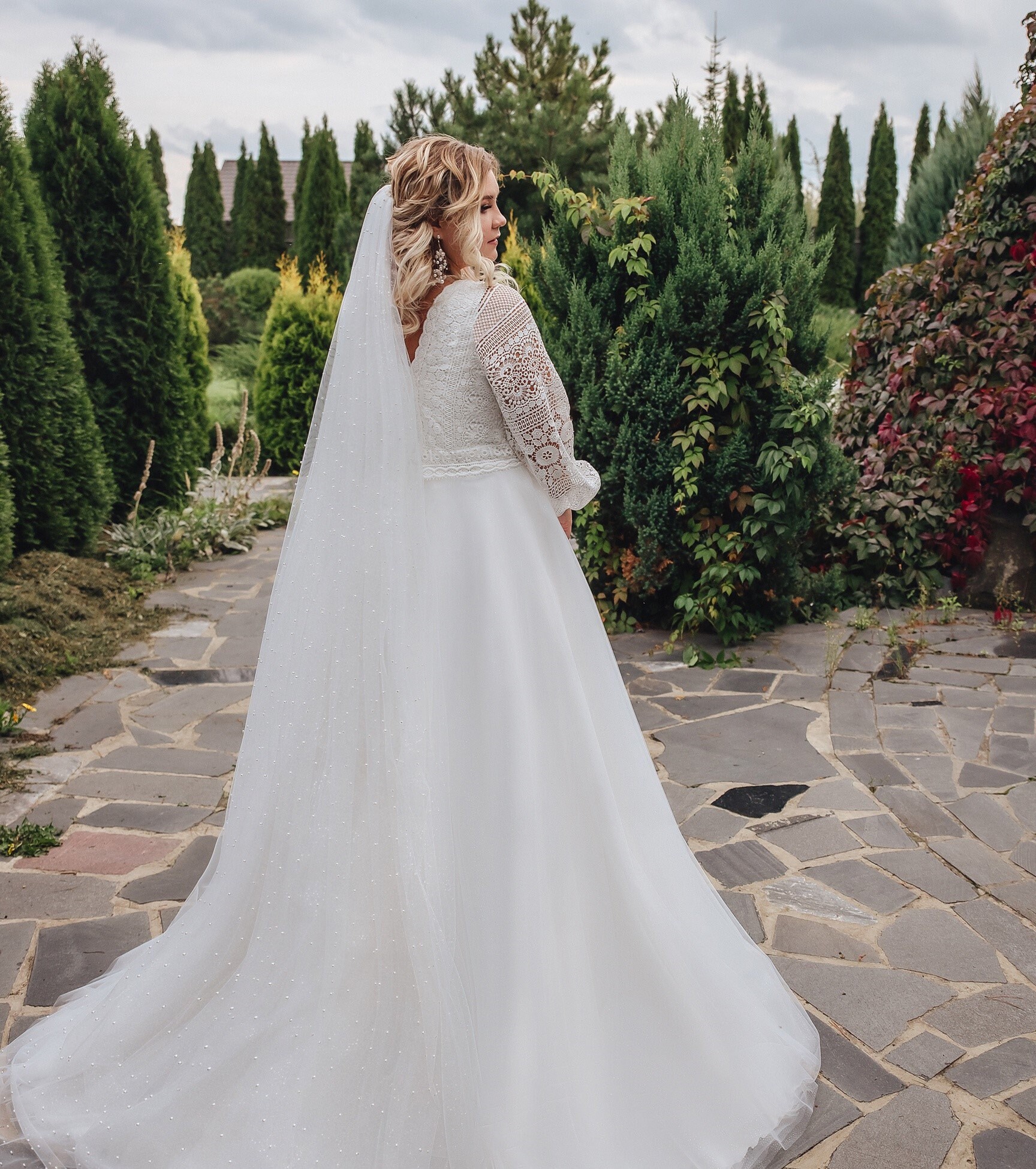 Plus size long deals skirts for wedding