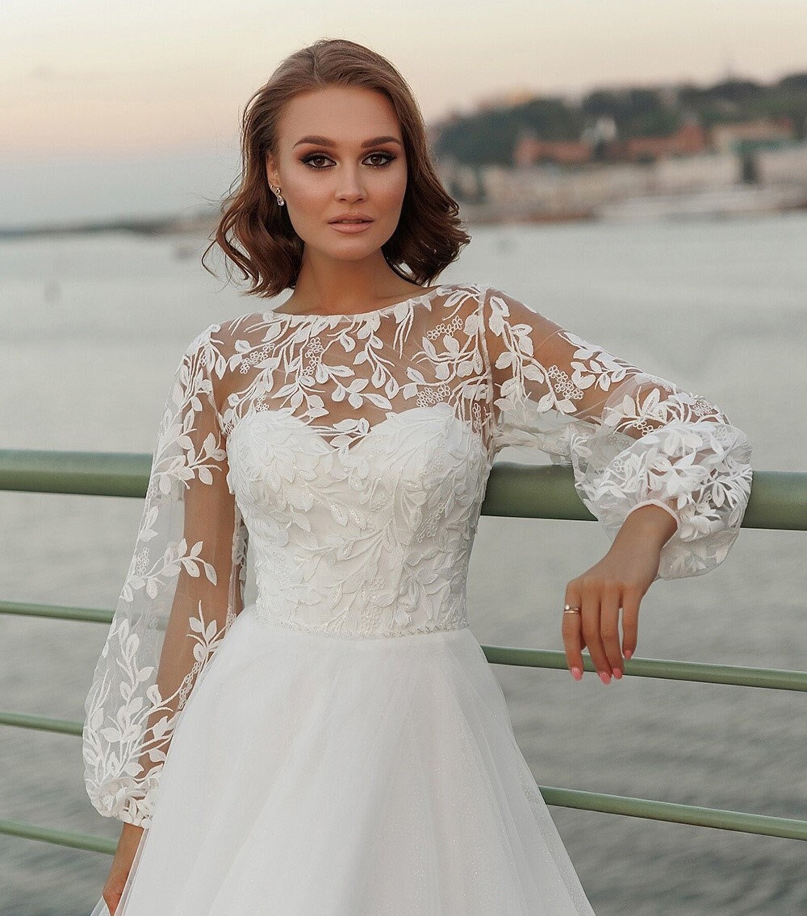 Plus Size Wedding Dress Floral Tulle A-line Bridal Gown with Long Sleeves