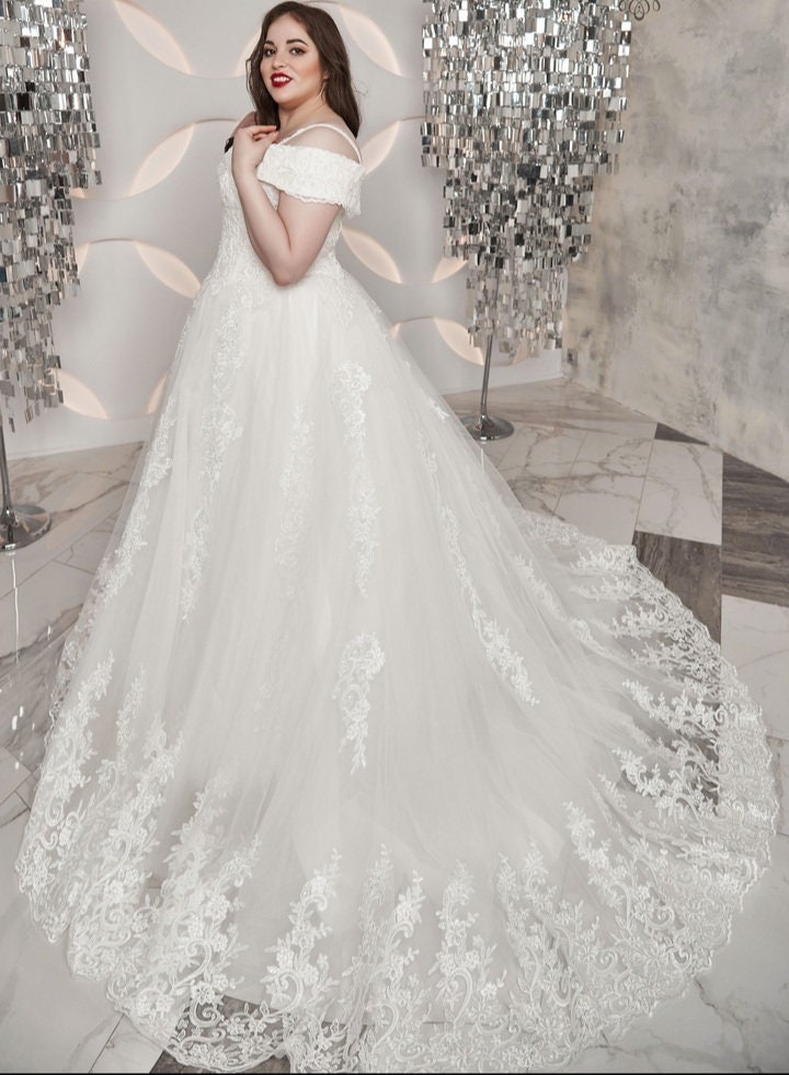 Vestido De Novia Con Escote Hombros Caídos P120 Soy Única Vestidos De Novia En Monterrey .uk Vestido De Novia Con Escote Hombros Caídos P120 Soy Única Vestidos De Novia En Monterrey .uk