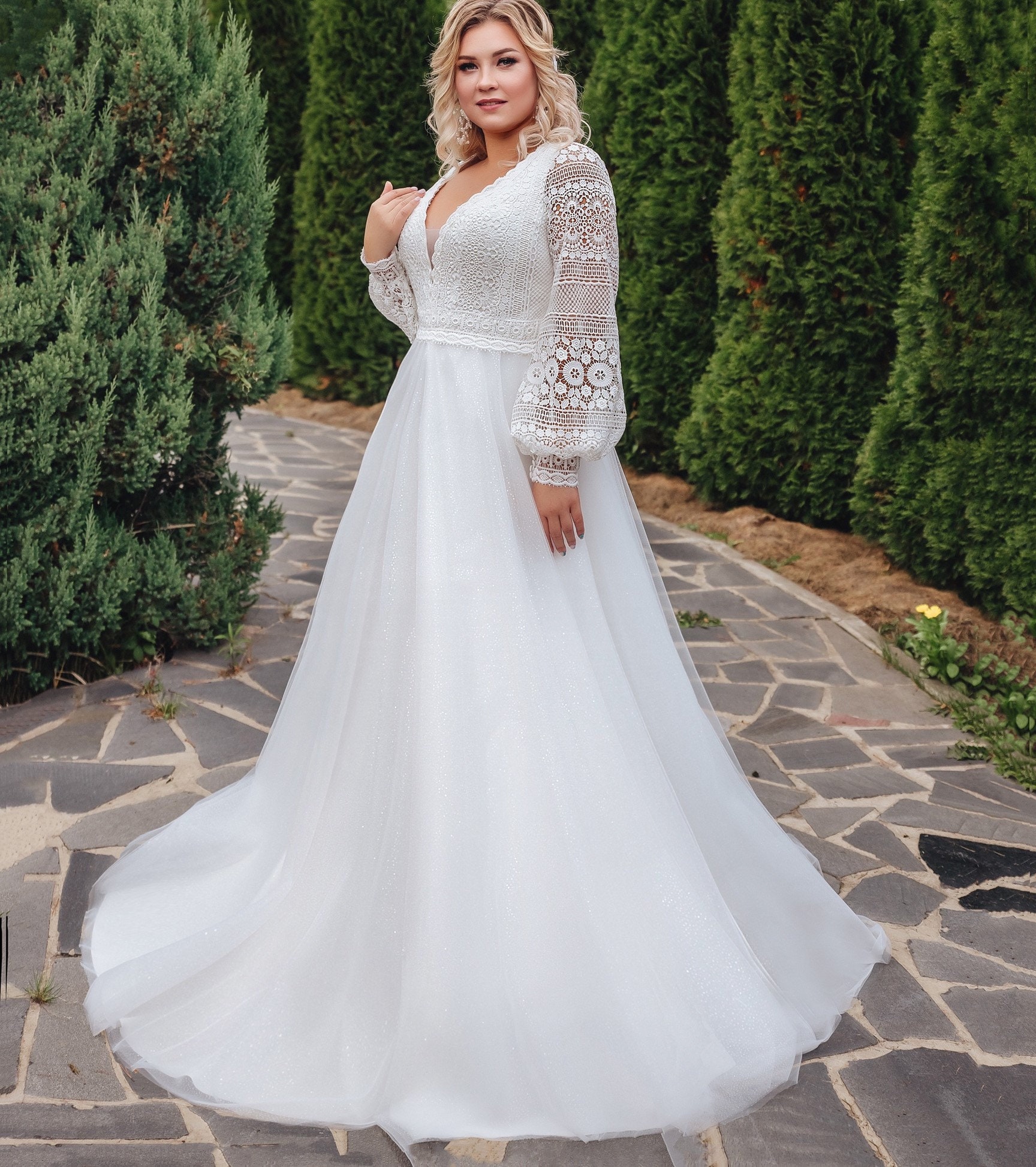 plus size wedding dress