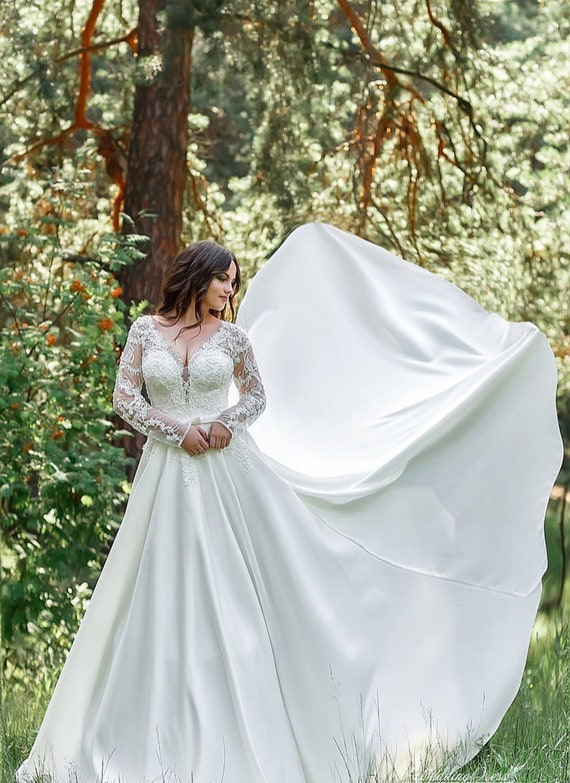 Plus Size Wedding Dresses with Long Sleeves, Beautiful Bridal Gowns