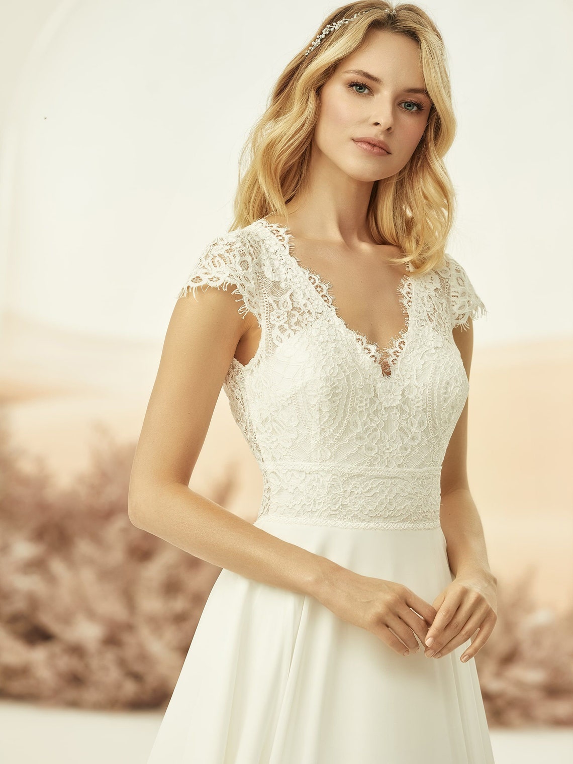 Best A Line Chiffon Wedding Dress  The ultimate guide 