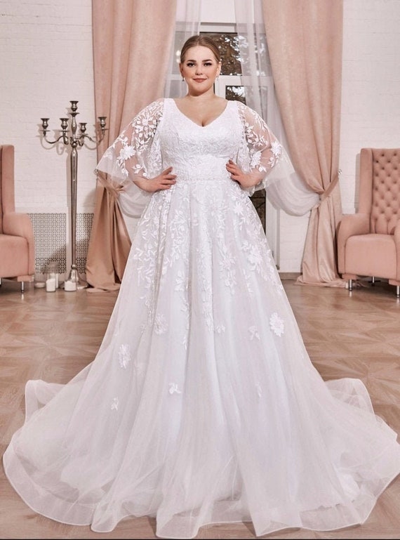 plus size lace wedding dresses