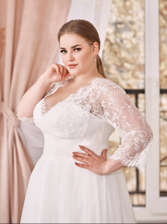 Beautiful Plus Size Lace and Tulle Wedding Dress Long Sleeves, a