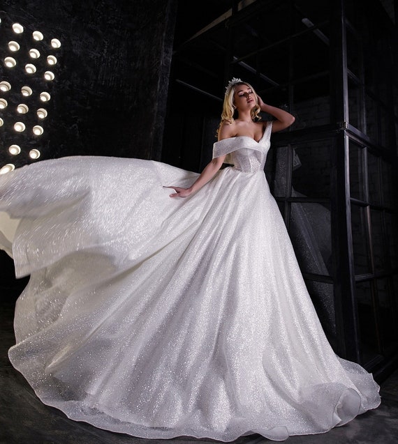GLAMOROUS WEDDING DRESSES FOR BRIDES IN 2023 - Wedding Style Magazine