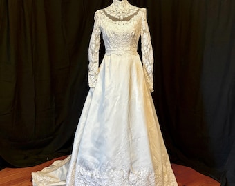 Vintage Lace Wedding Dress: 1960s-70s Embroidered Gown, Size 4, Redemption