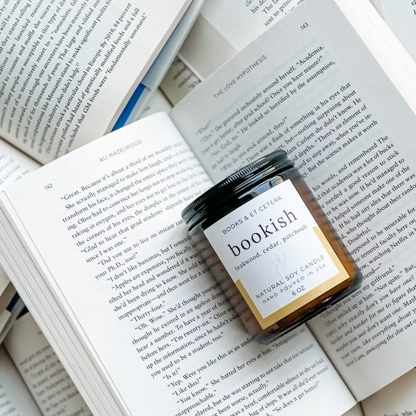 Bookish Candle, 6 oz Soy Candle, Library Candle, Bookish Gift, Gifts For Her, Warm And Cozy Candle, Crackling Wooden Wick