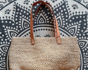 Natural Handbag | Crocheted Raffia Bag with Zebu Straps | NATHIFA