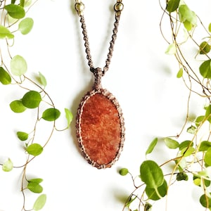 Red Aventurine Macrame Crystal Necklace with Gold Beads