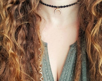 Zierlicher Makramee Mond Choker: Roségold