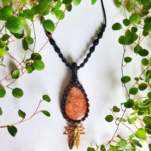 HQ Sunstone Macrame Crystal Necklace with Rose Gold Cicada