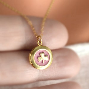 Lucky Shamrock Locket, Small ,  necklace with photos, Cute jewelry, Gift for girlfriend, Birthday gift, Romantic gift