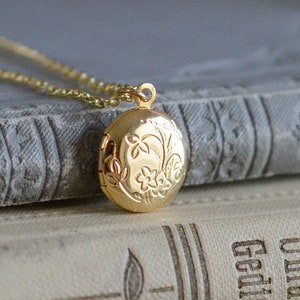 Tiny gold plated locket necklace, Small locket, Vintage style locket for customization, Gift for girlfriend, Gift for friend, Romantic gift