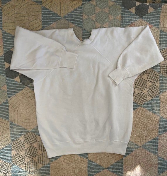 Vintage 1940s- 1950s Oneita Plain White Raglan Swe