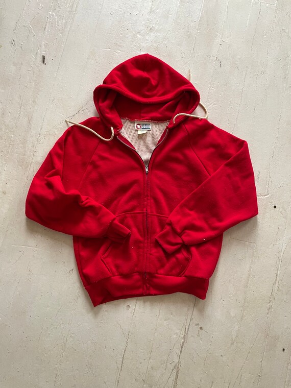 Vintage 1970s Cherry Red Waffle Lined Thermal Hood