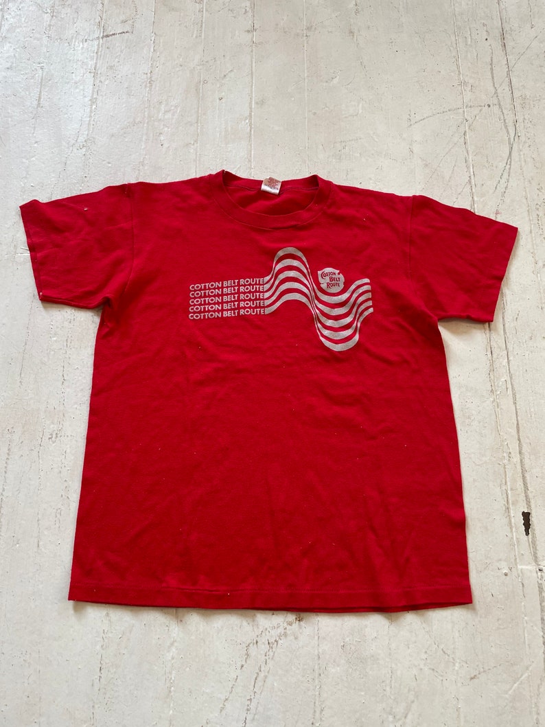 4 S Vintage Single Stitch Red And Black Tee Bundle
