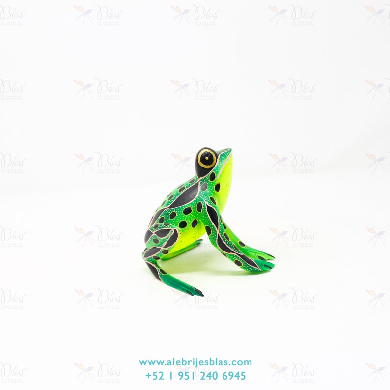 Talla de Madera Artesanal Alebrije Rana Sentada IV