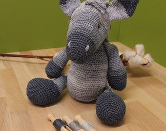 かぎ針編みのロバ、手作りおもちゃ、誕生日プレゼント、洗礼ギフト、赤ちゃんのおもちゃ