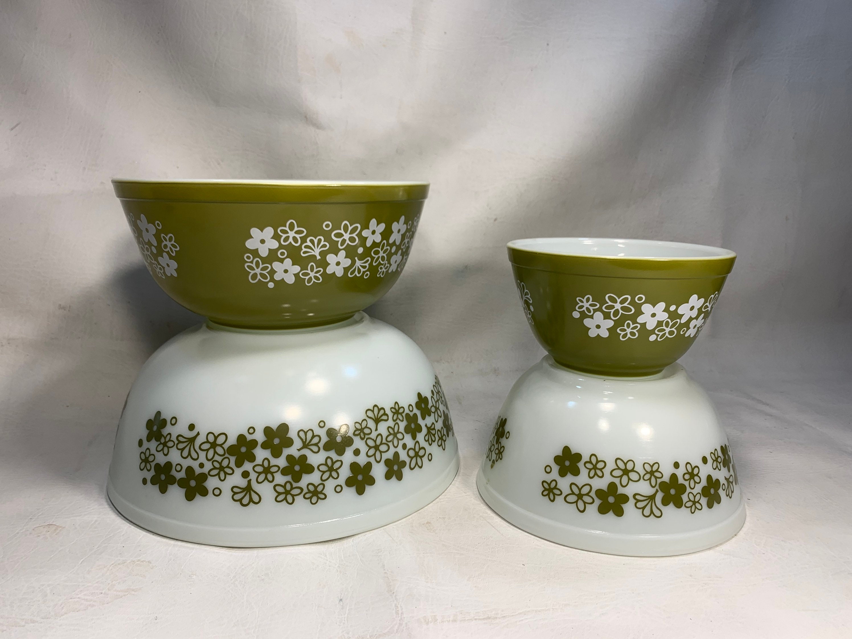 Vintage Pyrex Crazy Daisy/Spring Blossom Mixing Bowl Set 401 Etsy