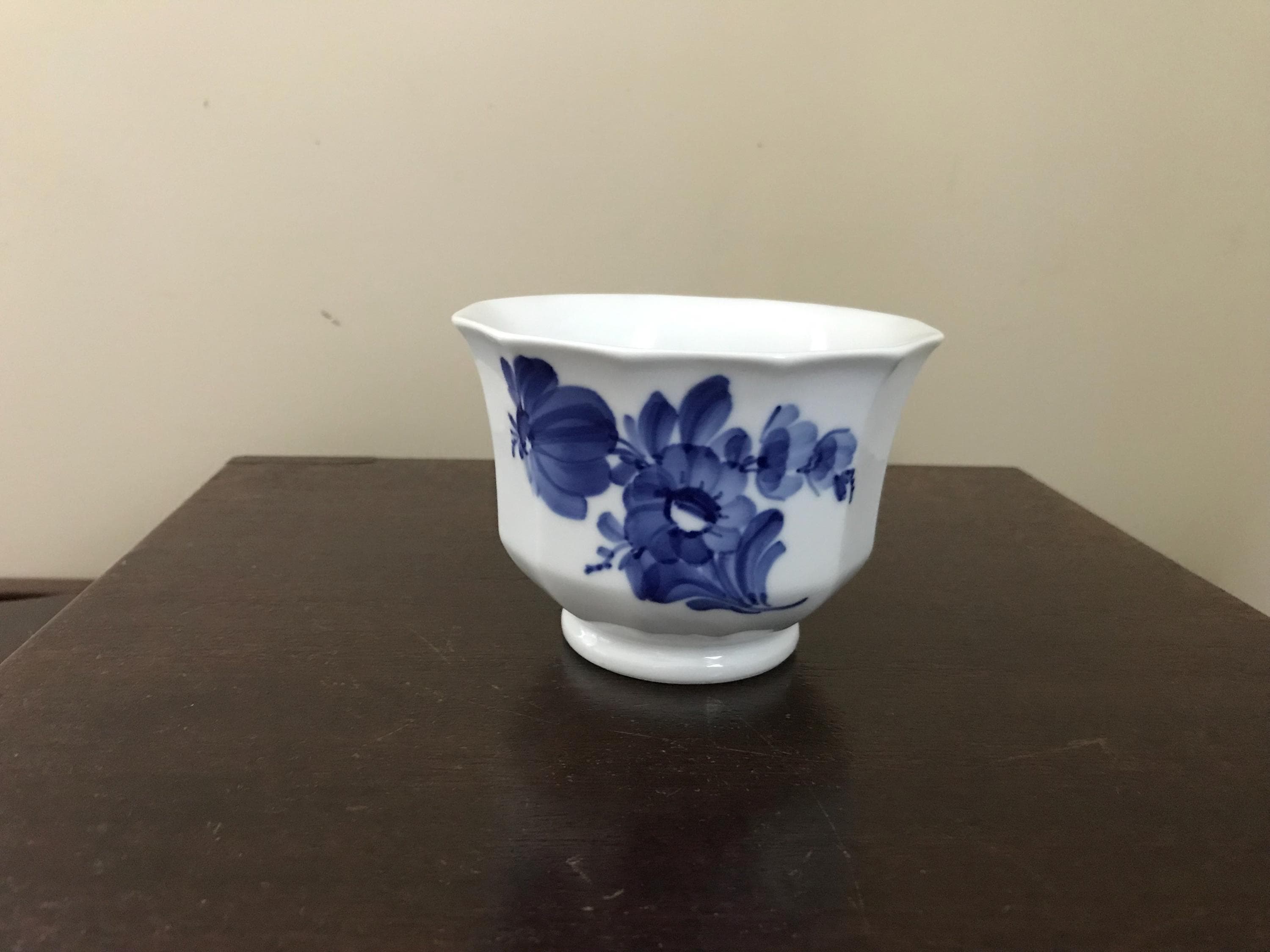 ロイヤルコペンハーゲン ブルーフラワー 磁器ボウル：ヴィンテージ
