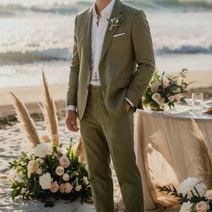 Groomsmen&#39;s Wedding Olive Green Linen 2 Piece Suit Flap Pockets for Men Summer Wedding, Ceremony, Casual Linen Suit for Men.