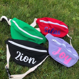 Pack fanny personnalisé, pack fanny enfant, sac hanche, sac enfant, petit pack fanny, pack fanny nom, pack fanny personnalisé, pack fanny pour enfants