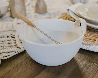 Stoneware Batter Bowl w/Whisk