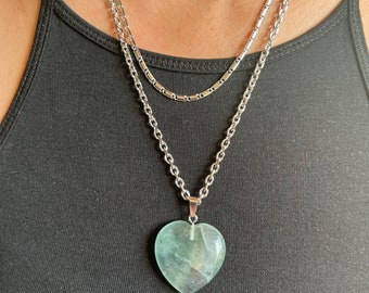 Colar com Pingente de Coração de Cristal: Cura de Chakras, Banhado a Prata