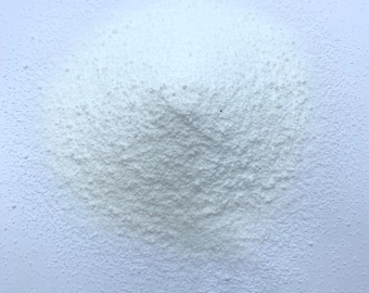 White decorative coloured sand
