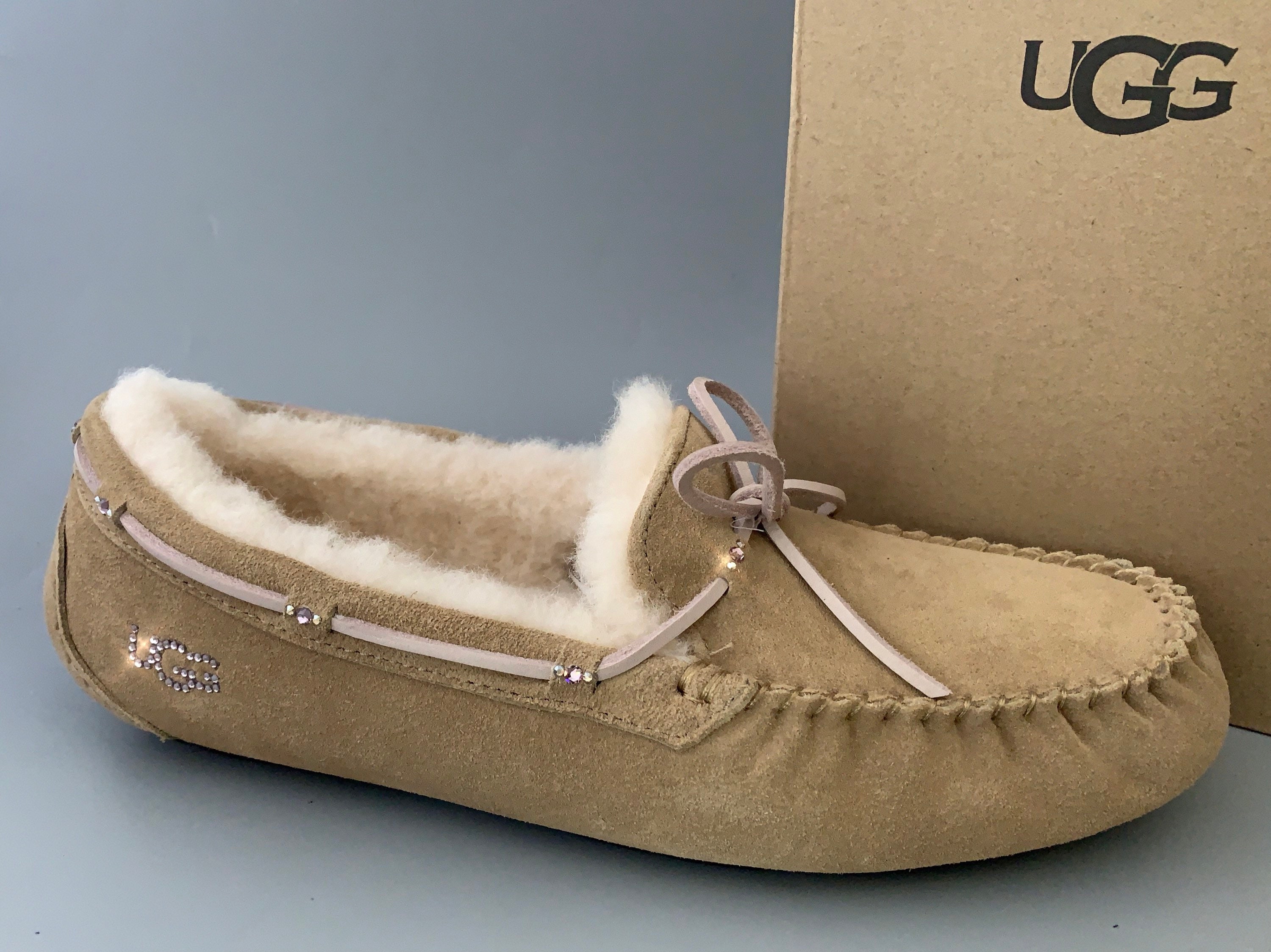 UGG Australia DAKOTA Indoor/outdoor Swarovski Crystal UGG Australia DAKOTA Indoor/outdoor Swarovski Crystal