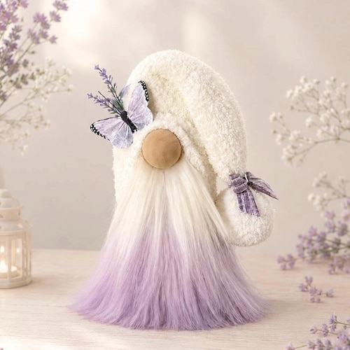 Gnomo Ombré Lavanda - pelliccia tinta a mano ~ Gnomo Farfalla. Può essere personalizzato con il tuo messaggio! Altri colori disponibili - Luci fatate opzionali