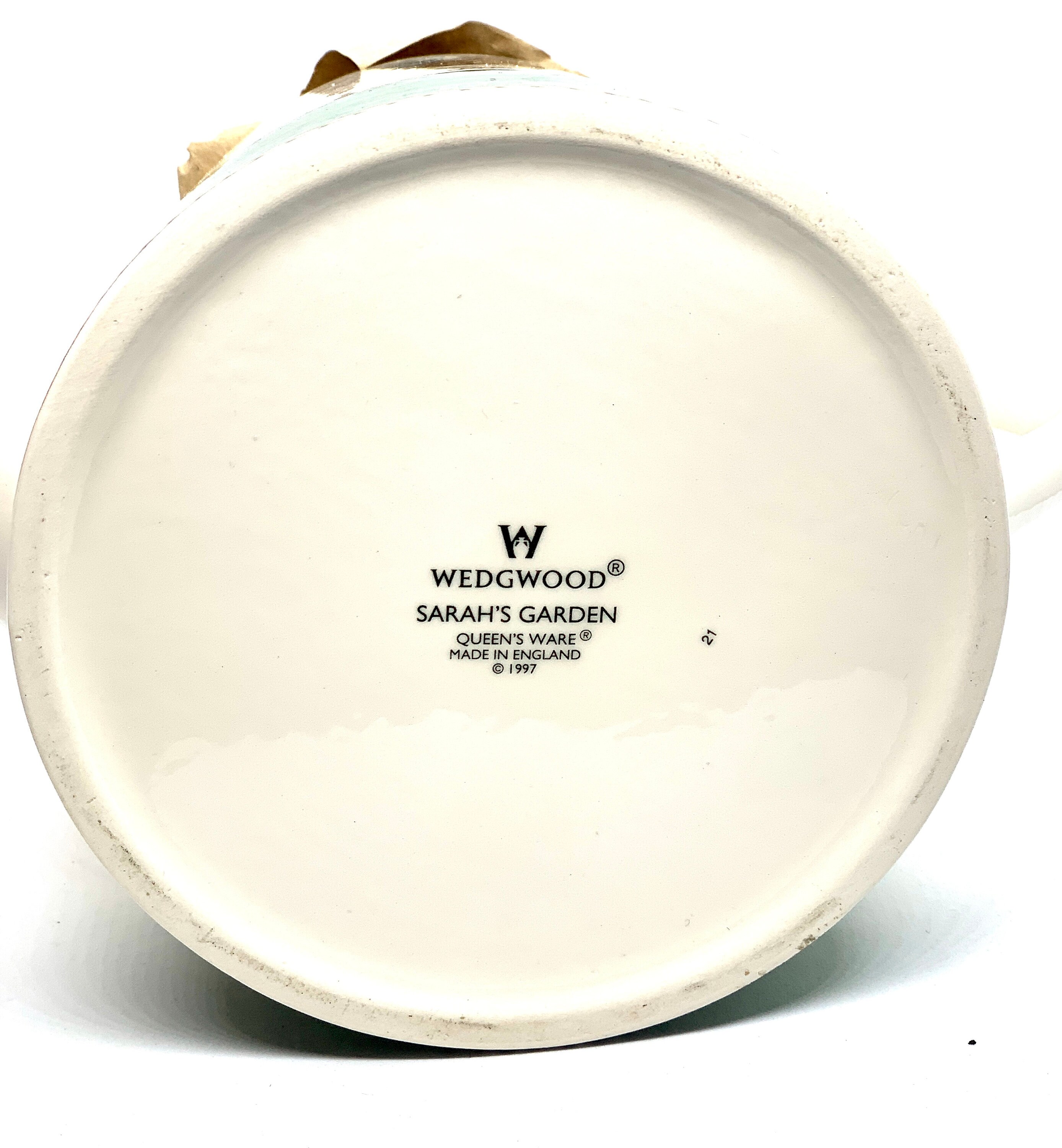 Vintage 1997 Wedgwood Sarah's Garden Christmas Teapot Etsy