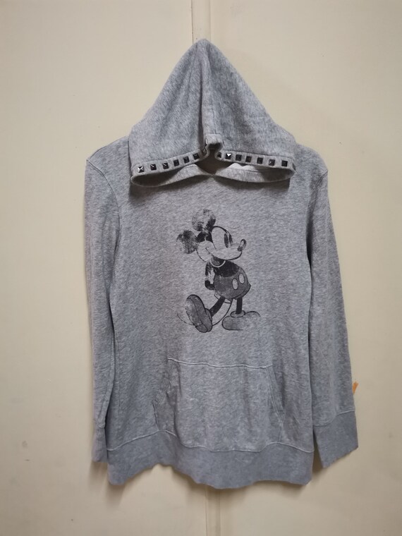 uniqlo mickey mouse hoodie