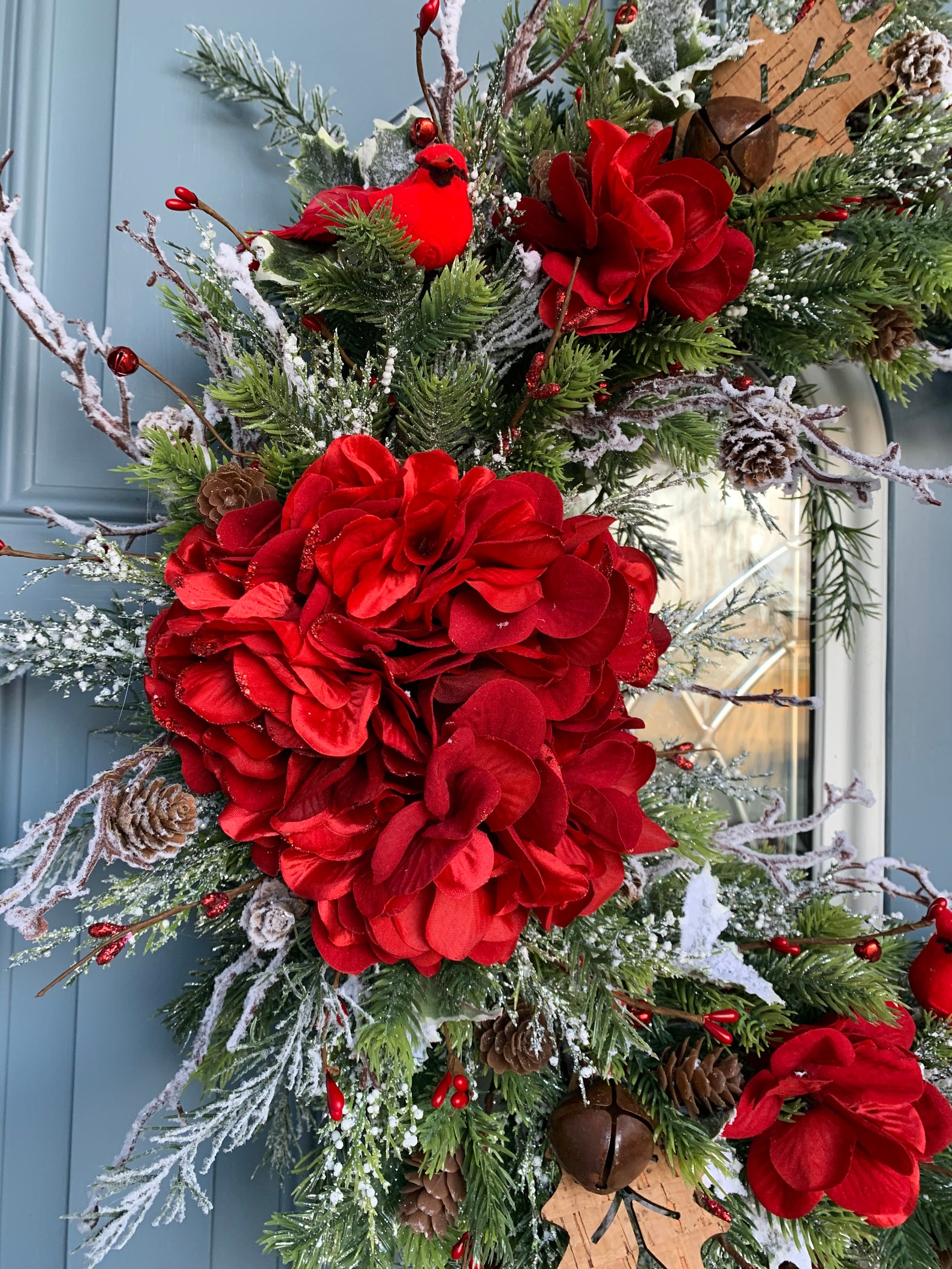 Christmas Wreath With Cardinals 
