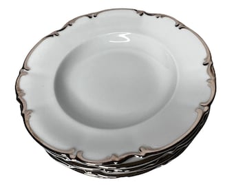HUTSCHENREUTHER "REVERE" WHITE PATTERN 8045 FRUIT/DESSERT BOWL 5 1/4" GREAT HUTSCHENREUTHER "REVERE" WHITE PATTERN 8045 FRUIT/DESSERT BOWL 5 1/4" GREAT